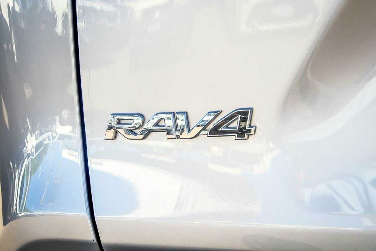 2019 Toyota RAV4 Cruiser 2WD Mxaa52R