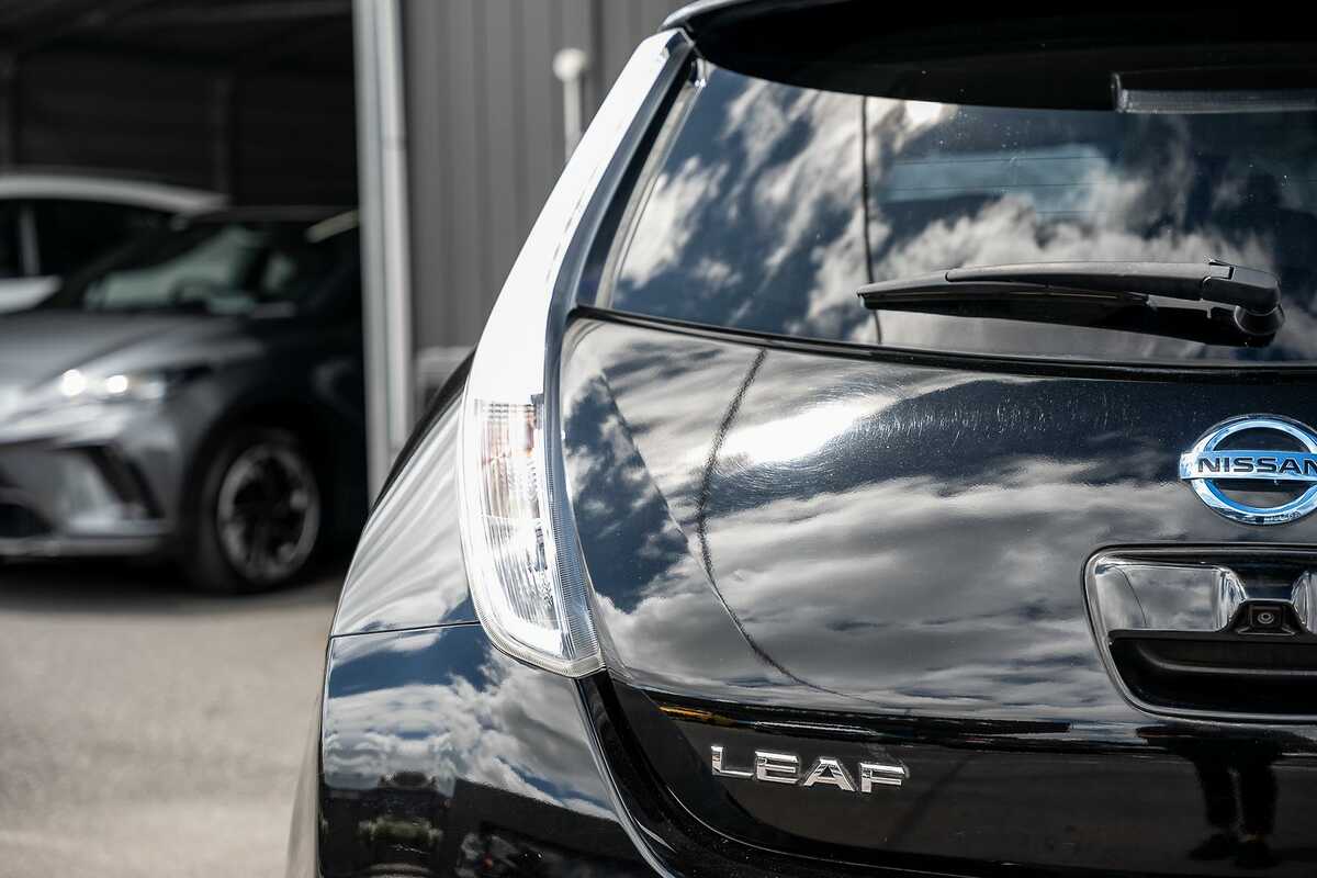 2012 Nissan LEAF ZE0