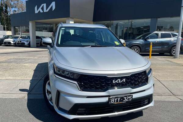 2023 Kia Sorento S MQ4