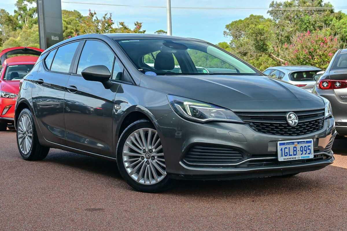 2017 Holden Astra R BK