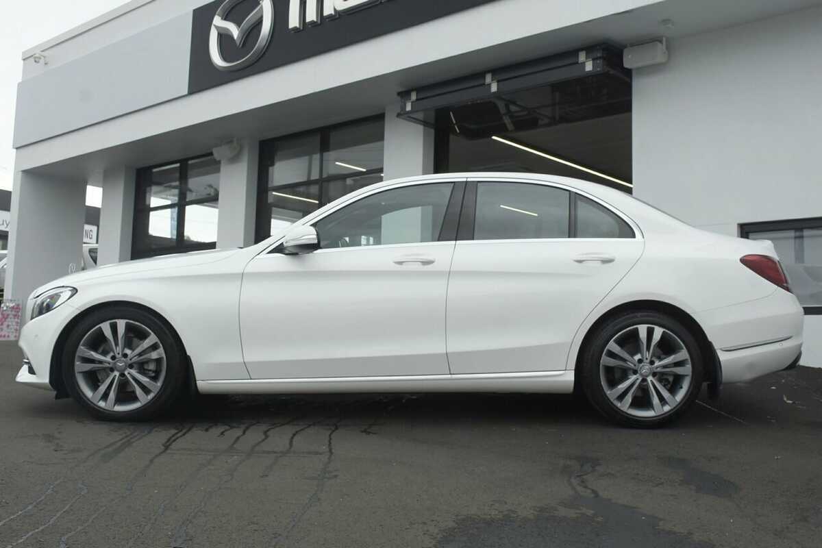 2015 Mercedes Benz C-Class C200 7G-Tronic + W205