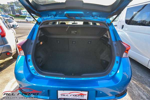 2018 Toyota COROLLA HYBRID ZWE186R MY16