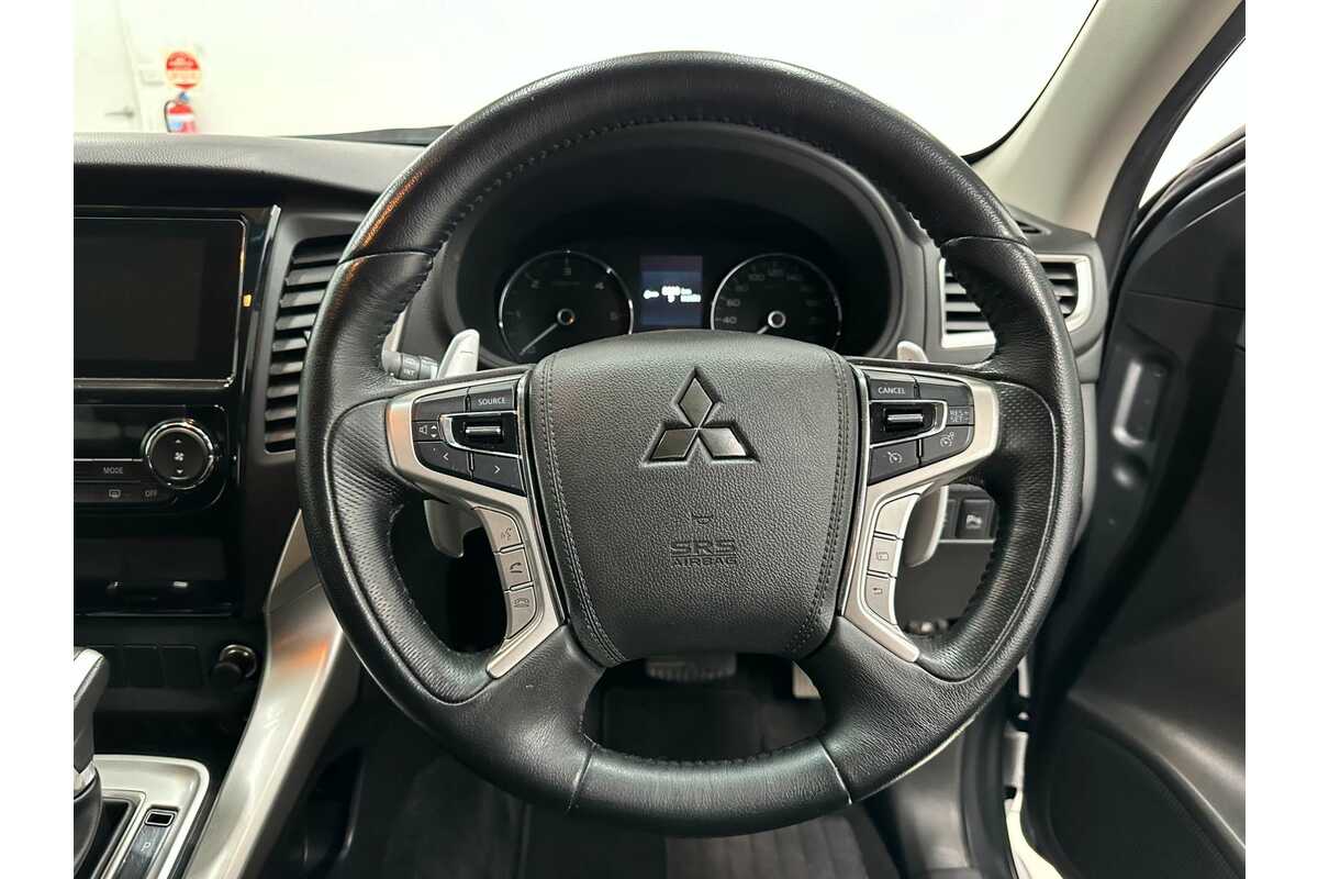 2016 Mitsubishi Pajero Sport GLX QE