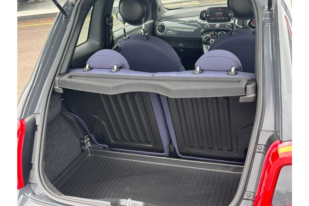 2022 Fiat 500 Lounge Series 9