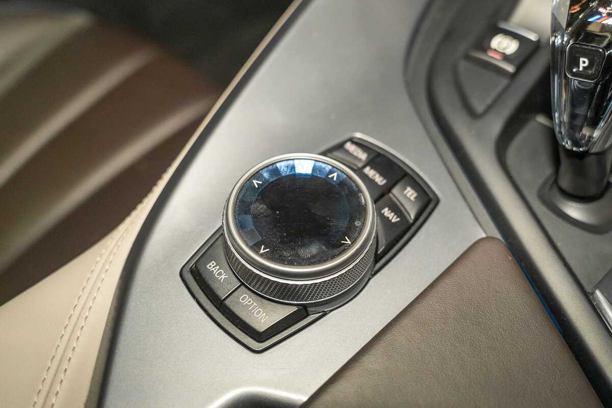 2014 BMW i8 I12