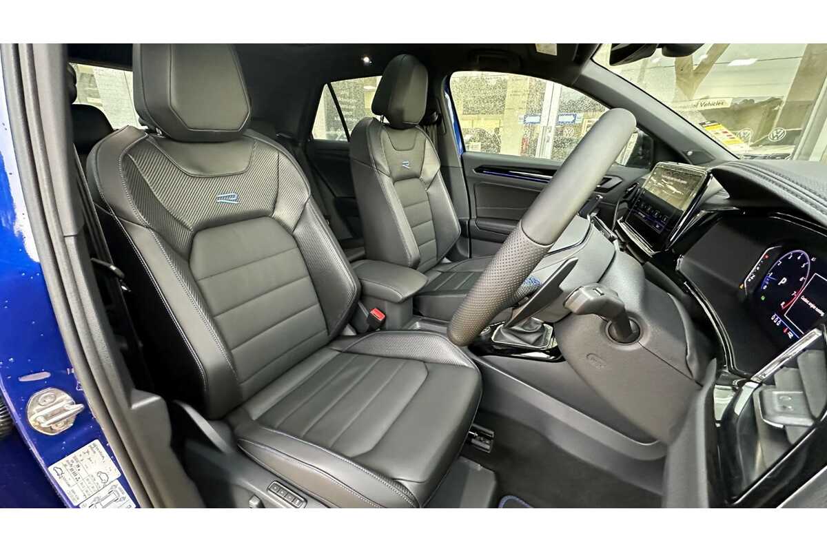 2023 Volkswagen T-Roc R D11