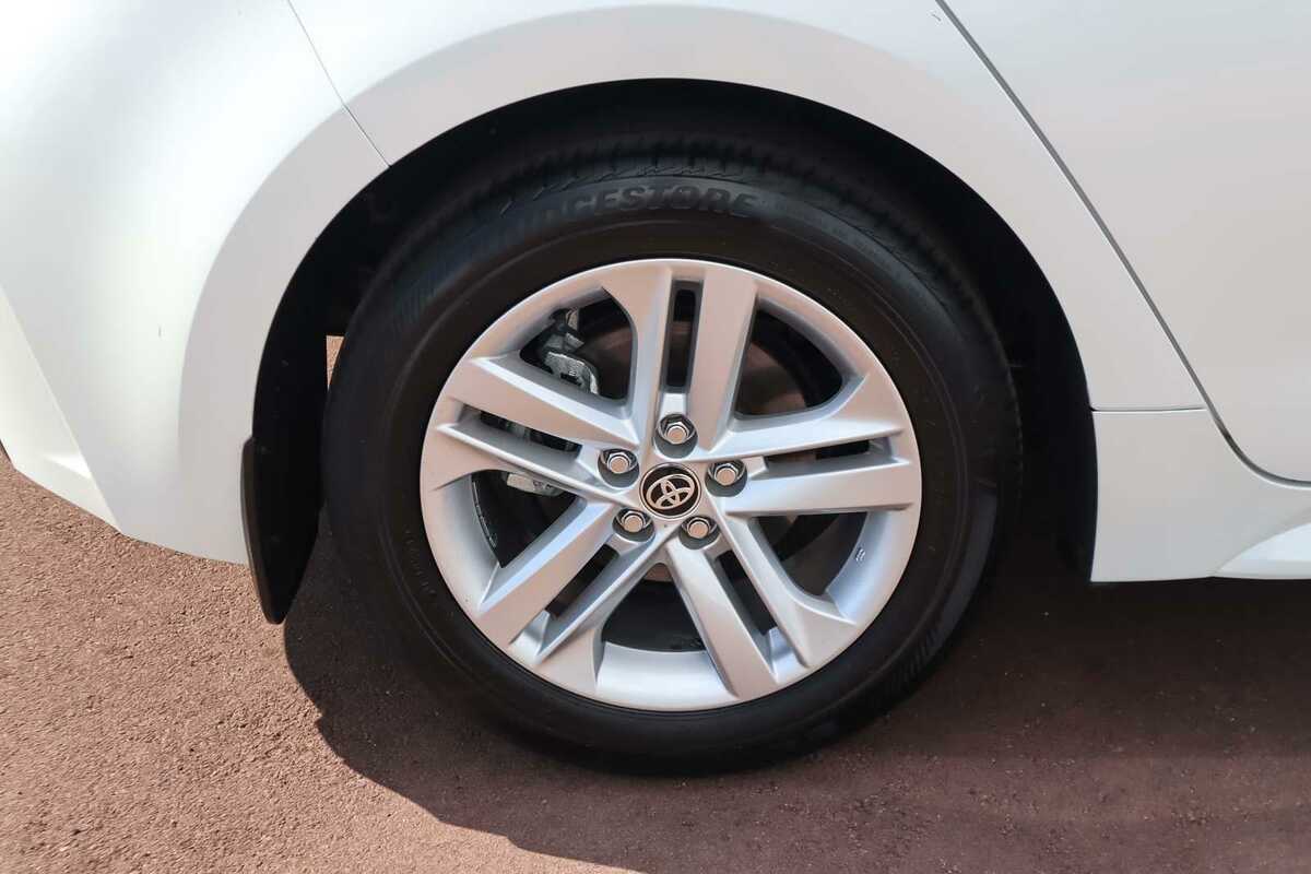 2020 Toyota Corolla SX Hybrid ZWE211R