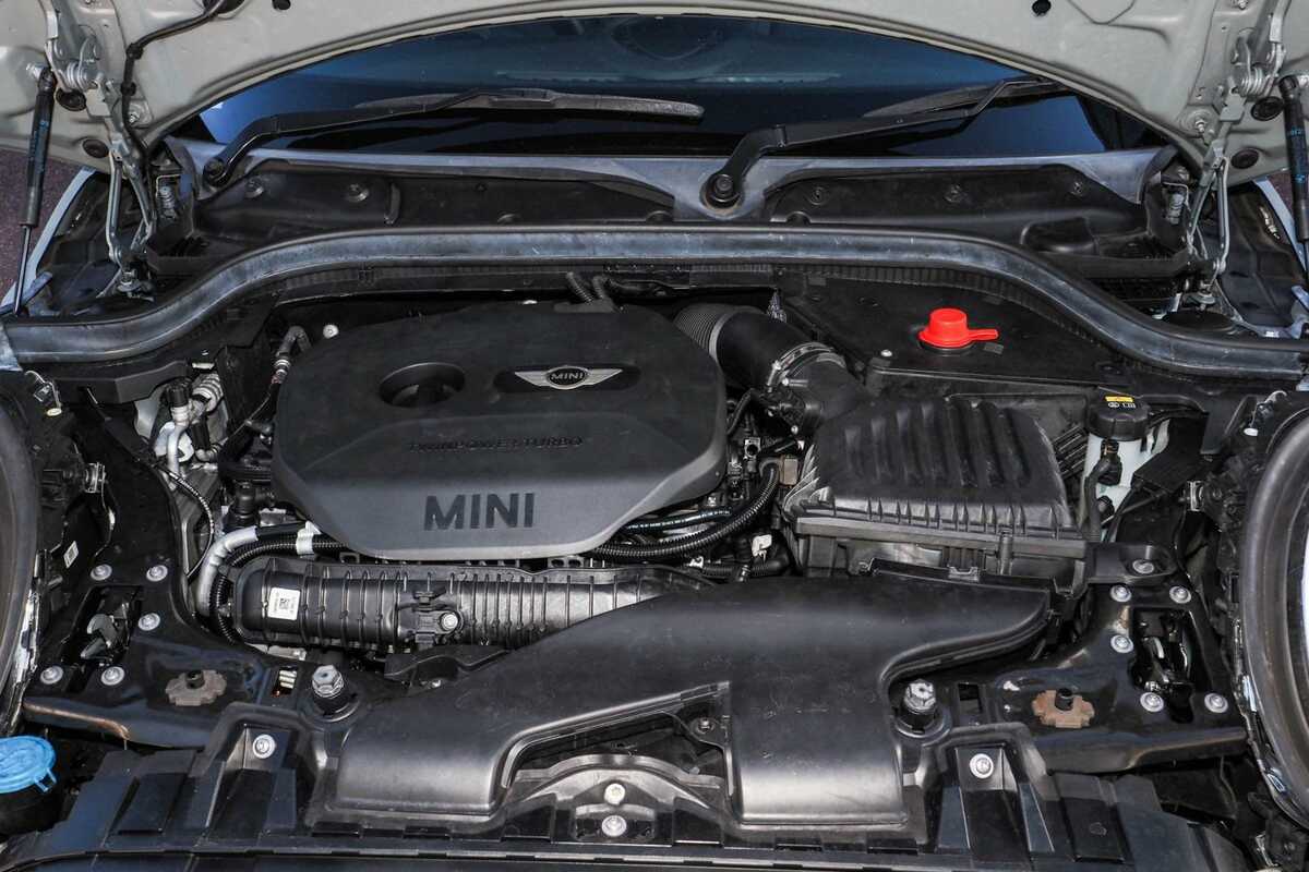 2017 MINI Hatch Cooper S F56