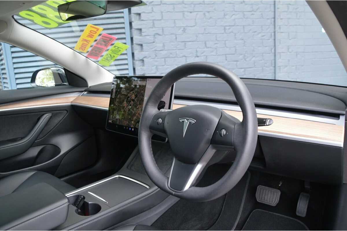 2022 Tesla Model 3 Rear-Wheel Drive MY22