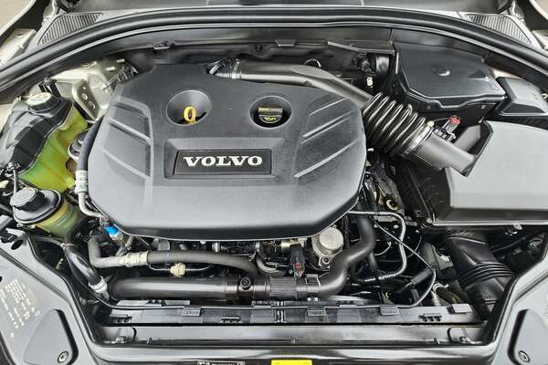 2011 Volvo XC60 T5