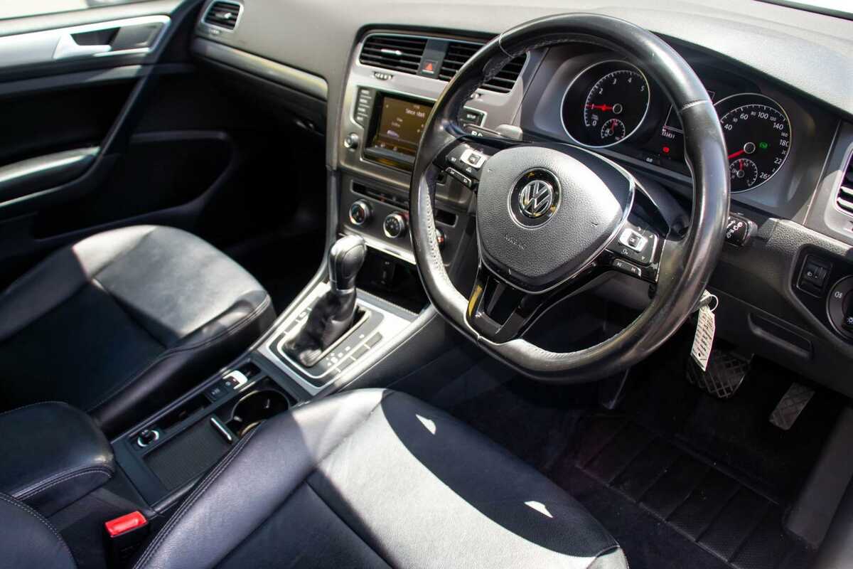 2015 Volkswagen Golf 90TSI 7