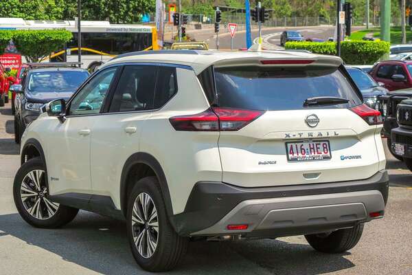 2023 Nissan X-TRAIL ST-L e-POWER T33