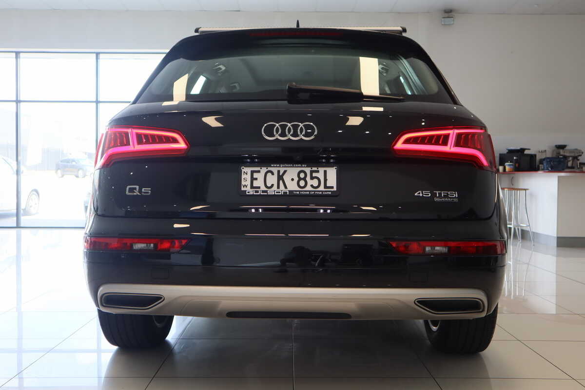 2019 Audi Q5 45 TFSI S Tronic Quattro Ultra design FY MY19