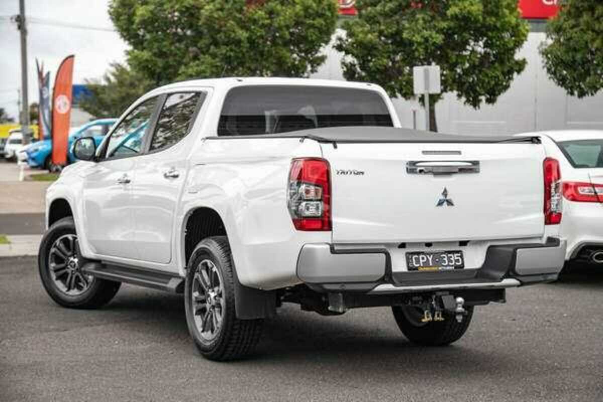 2023 Mitsubishi Triton GLS MR 4X4