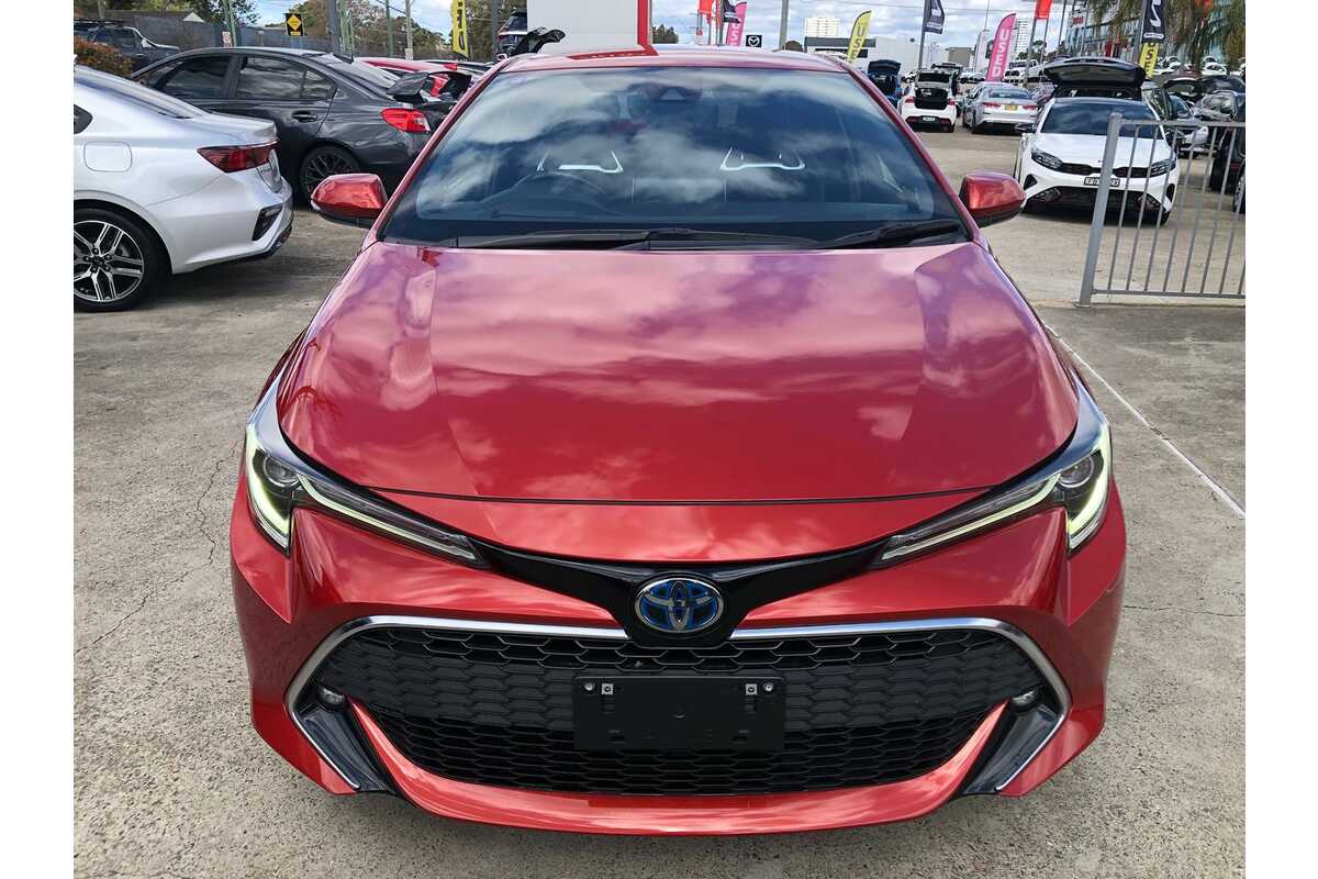 2018 Toyota Corolla ZR Hybrid ZWE211R