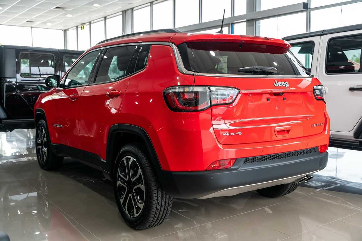 2022 Jeep Compass Limited M6