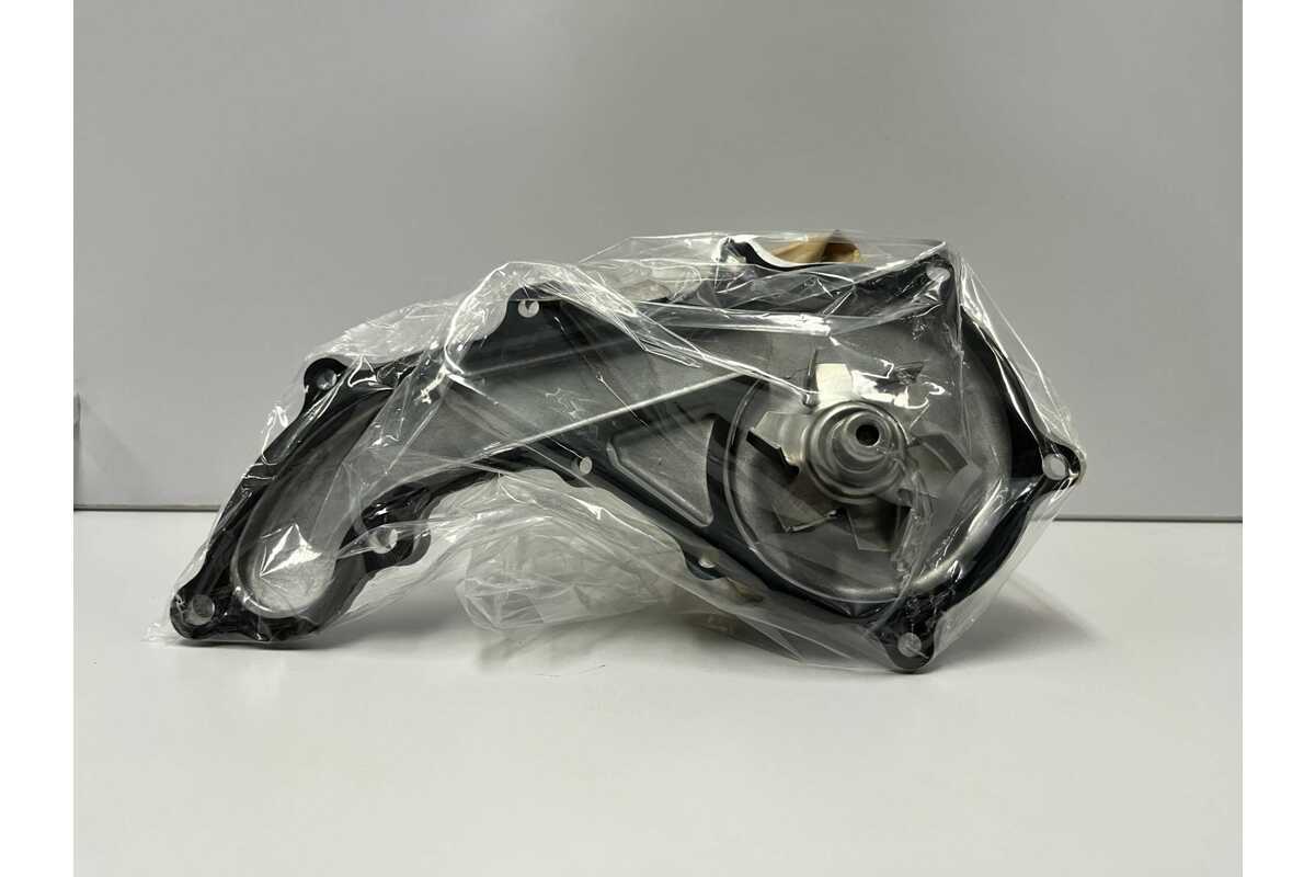 Genuine Toyota Water Pump - Prado, Hilux, HiAce, Coaster - 1610079445
