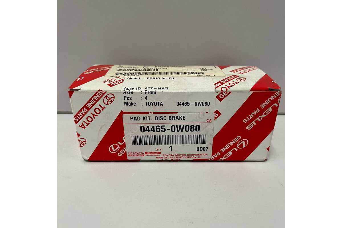 Genuine Toyota Front Brake Pads - Prius NHW20 - 2004-2009 - 044650W080