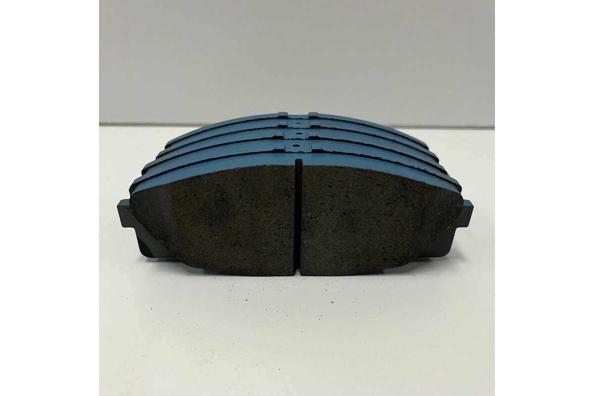 Genuine Toyota Front Brake Pads - HiAce 200 Series - 2009-19 - 0446526421