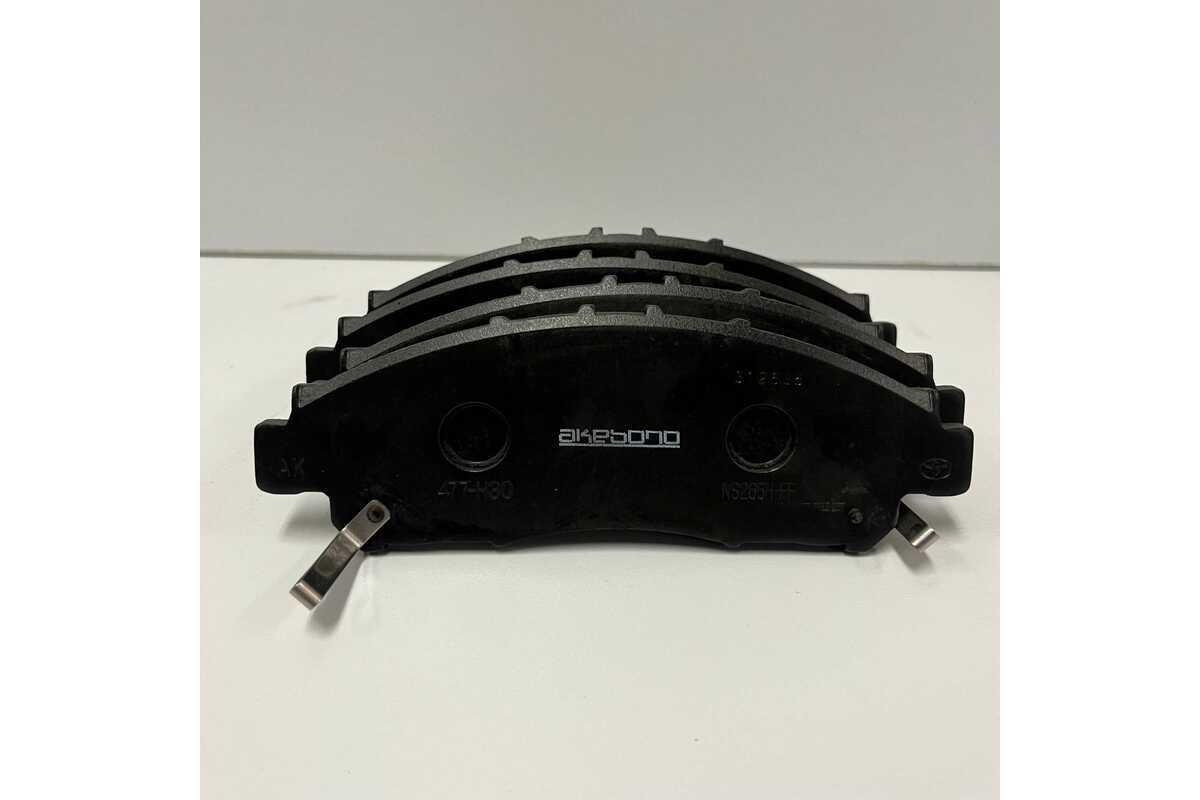 Genuine Toyota Front Brake Pads - HiAce 300 Series 2019-onwards - 0446526440