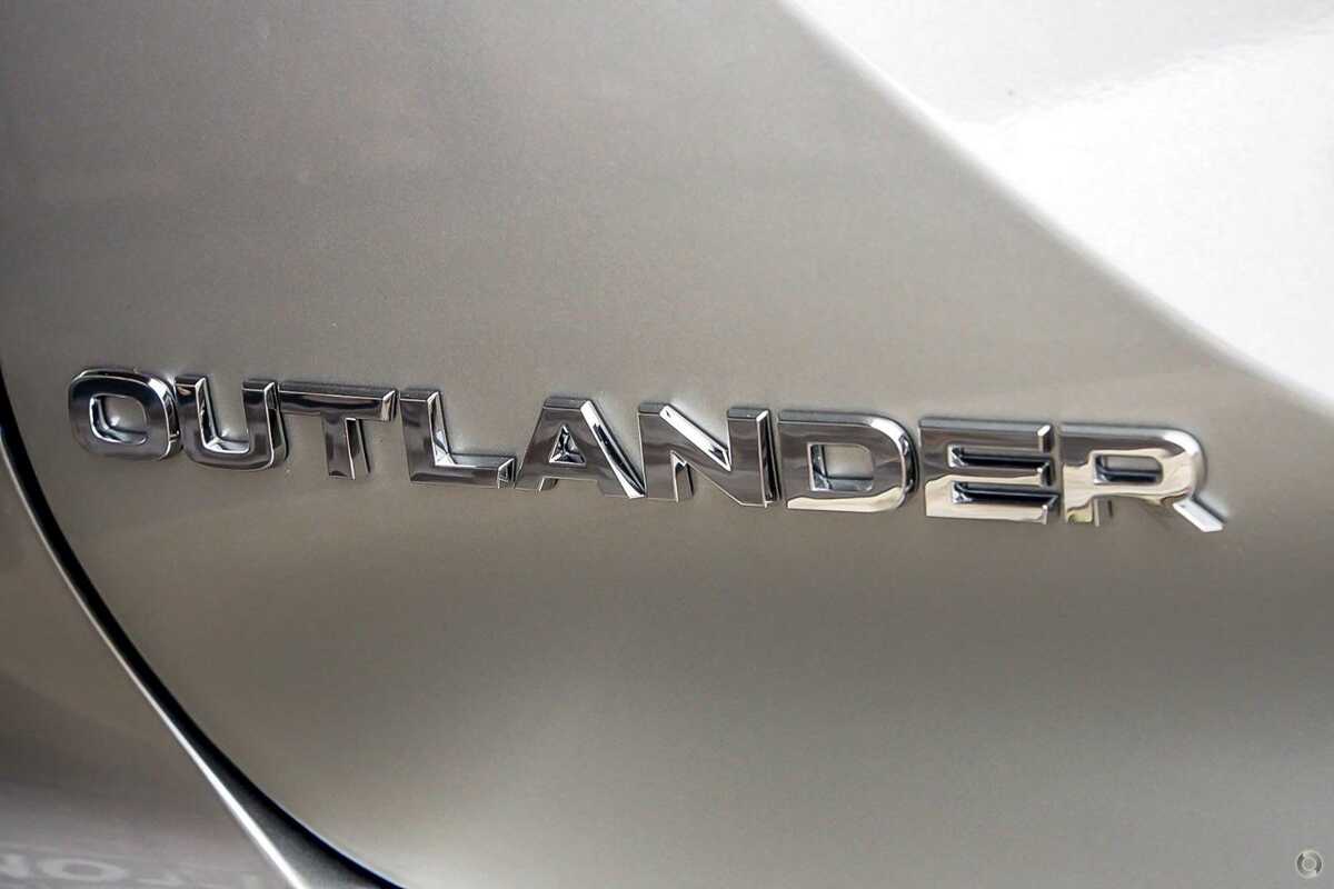2024 Mitsubishi Outlander Exceed Tourer ZM