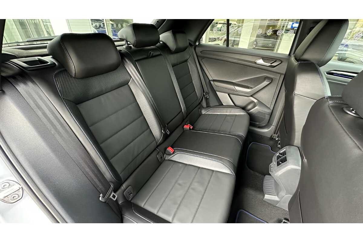 2024 Volkswagen T-Roc R D11