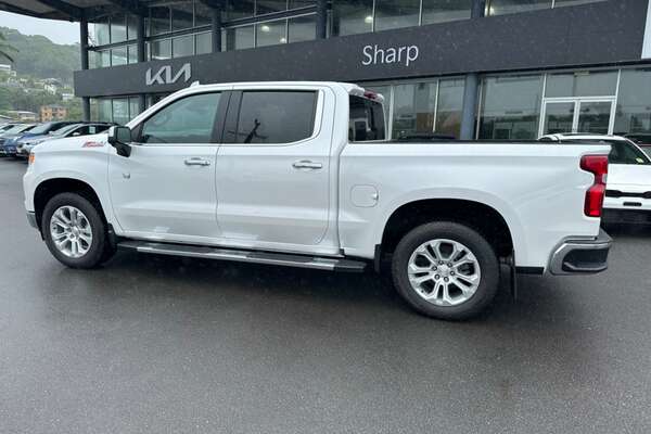 2023 Chevrolet Silverado 1500 LTZ Premium W/Tech Pack T1 4X4