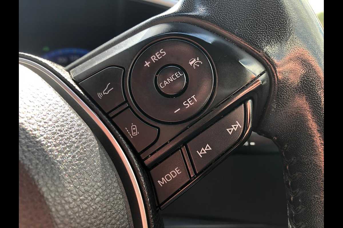 2018 Toyota Corolla ZR Hybrid ZWE211R
