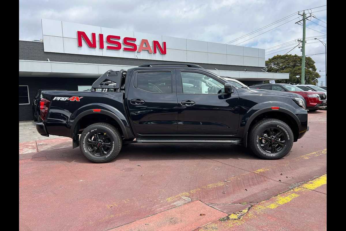 2023 Nissan Navara PRO-4X Warrior D23 4X4