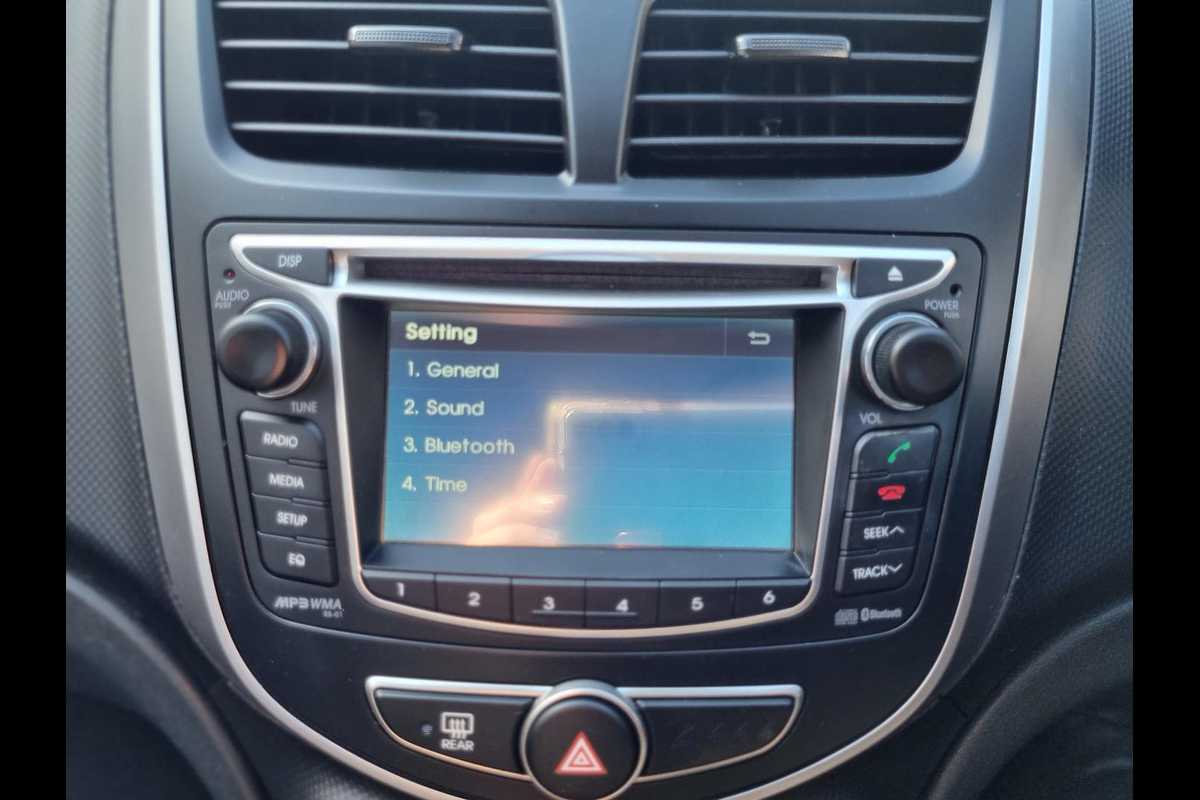 2015 Hyundai Accent Active RB2