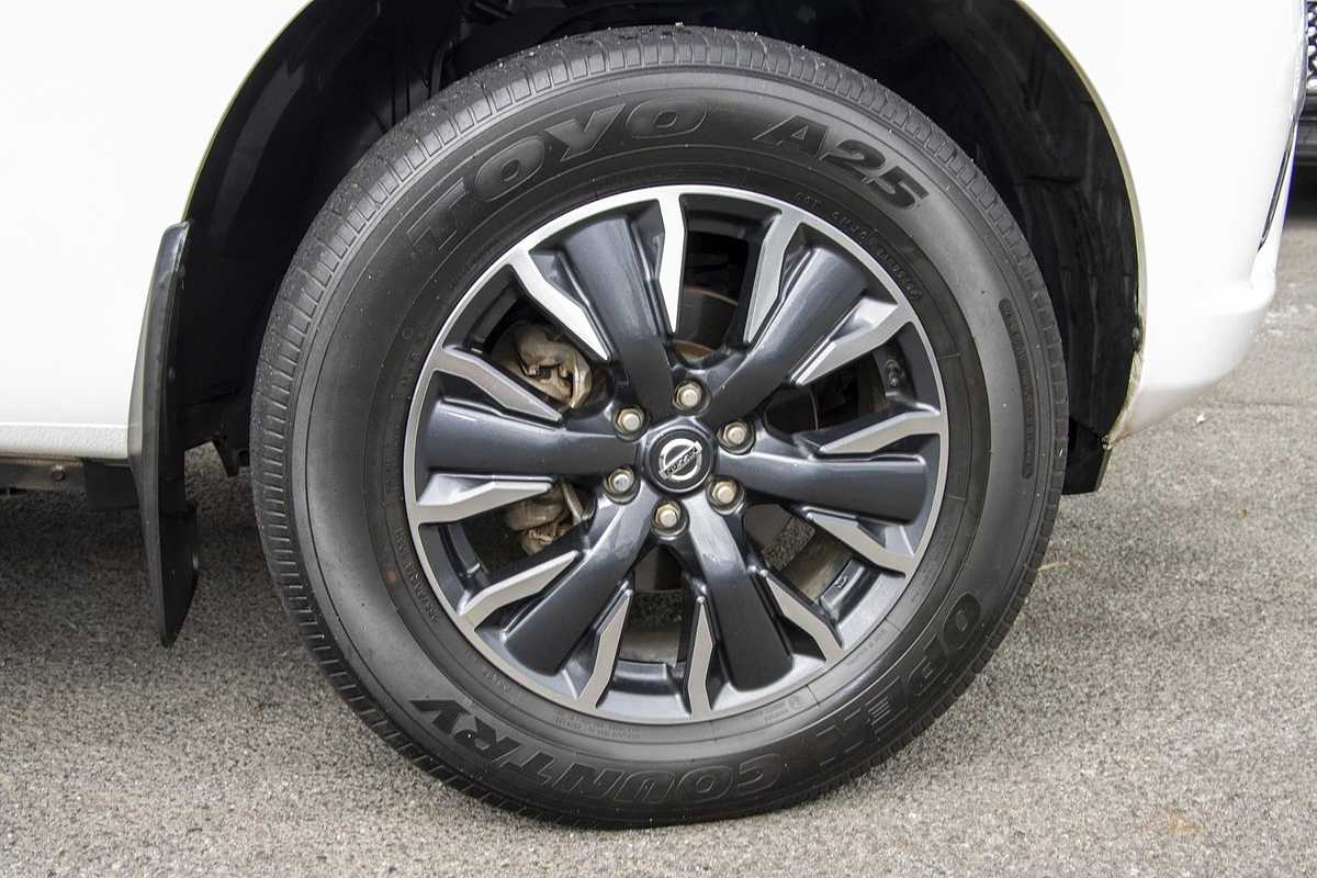 2015 Nissan Navara ST D23 Rear Wheel Drive