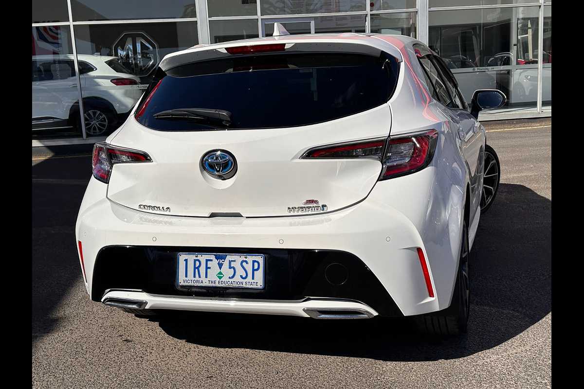 2020 Toyota Corolla ZR Hybrid ZWE211R