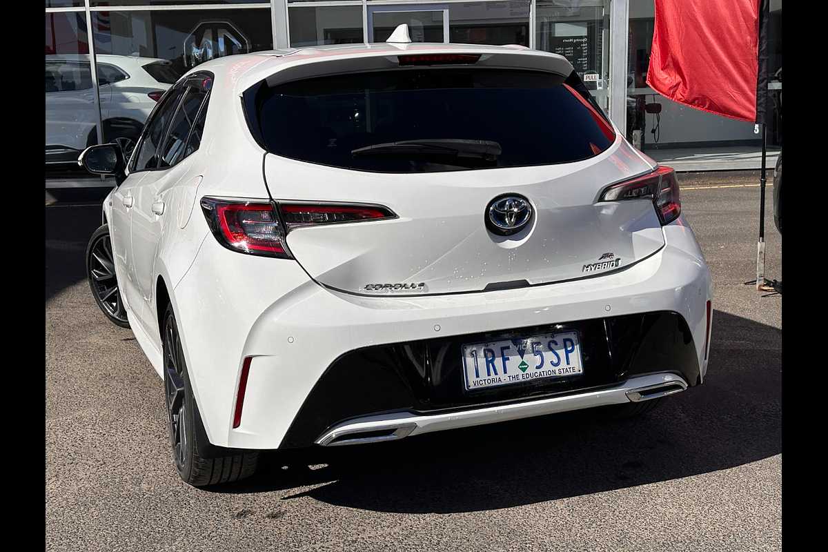 2020 Toyota Corolla ZR Hybrid ZWE211R