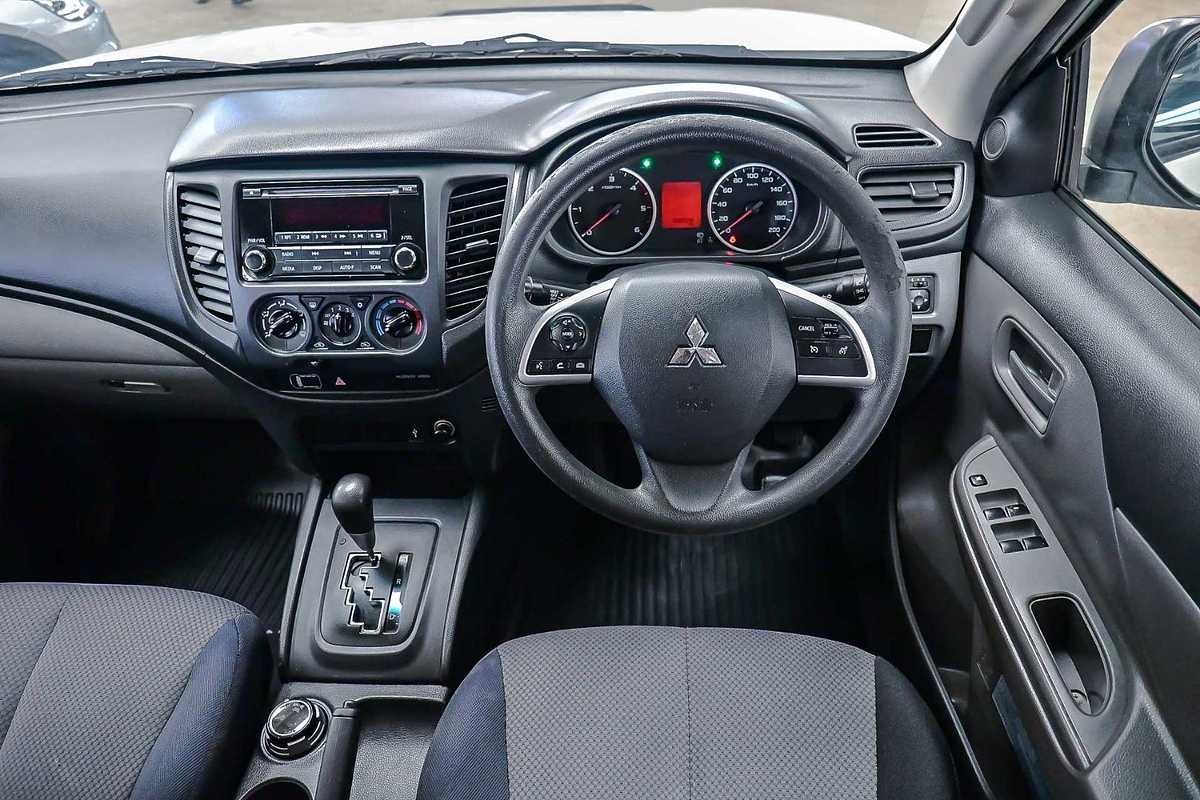 2015 Mitsubishi Triton GLX MQ 4X4