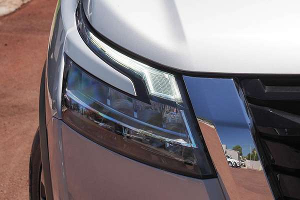 2023 Nissan Pathfinder Ti-L R53