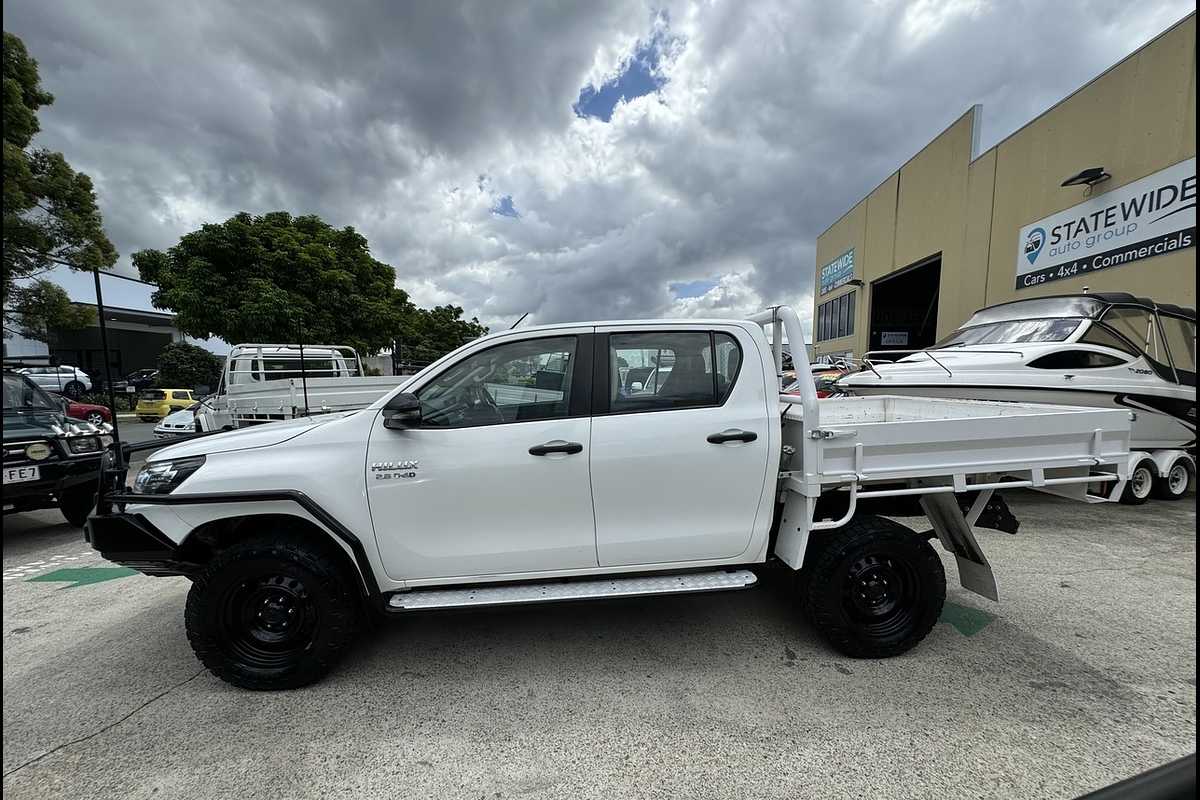 2017 Toyota Hilux SR (4x4) GUN126R 4X4