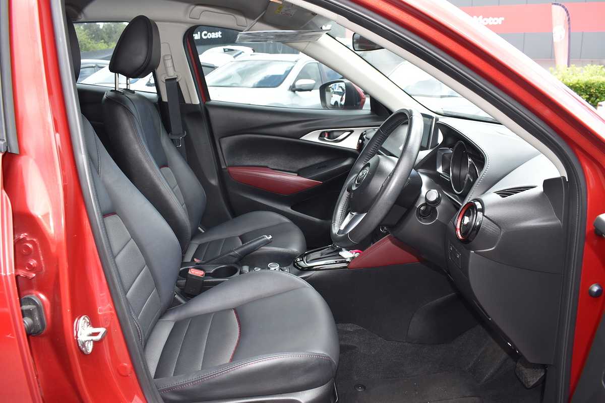 2017 Mazda CX-3 sTouring SKYACTIV-Drive DK2W7A