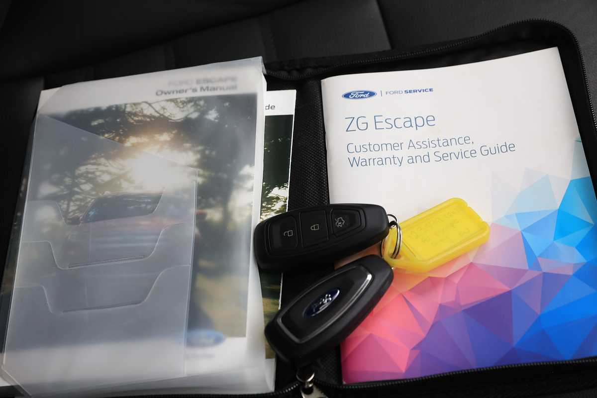 2017 Ford Escape Titanium ZG