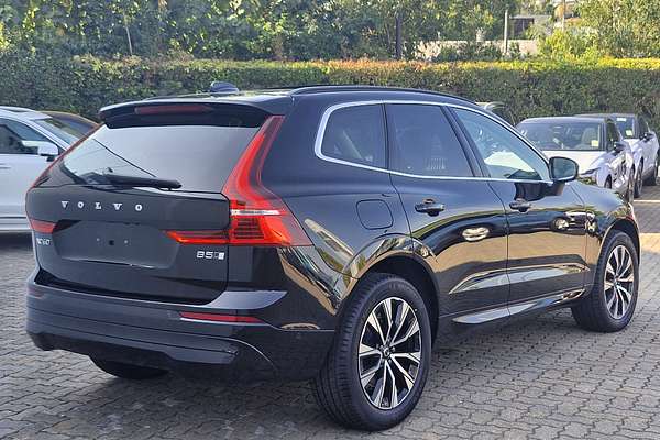 2023 Volvo XC60 Plus B5