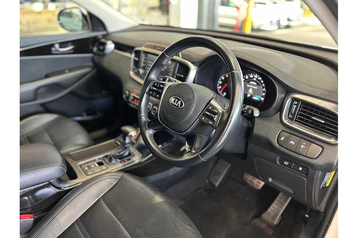 2018 Kia Sorento SLi UM