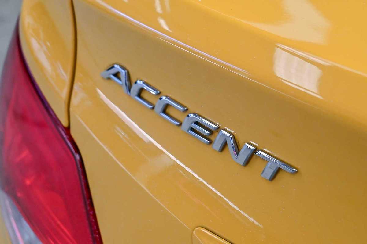 2014 Hyundai Accent Active RB2