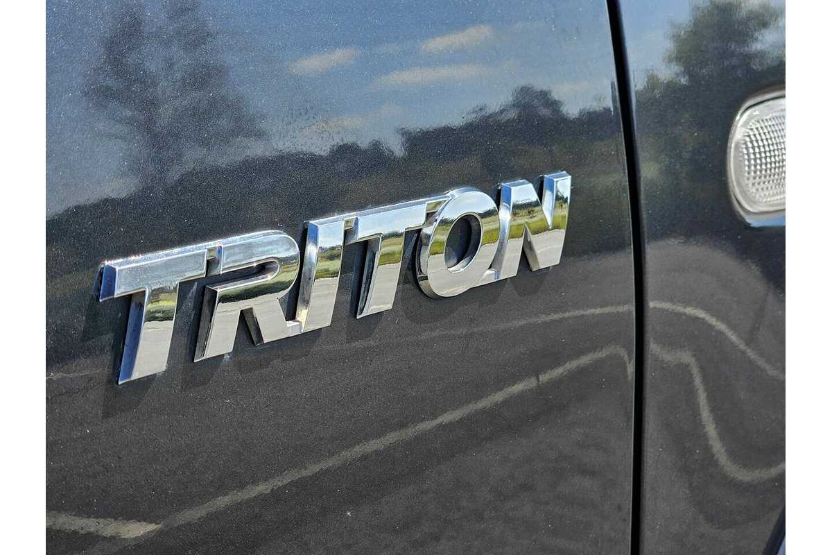 2011 Mitsubishi Triton GL-R MN MY11 RWD