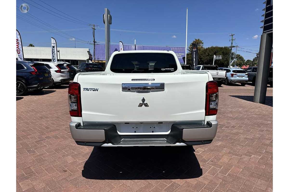 2023 Mitsubishi Triton GLS MR 4X4