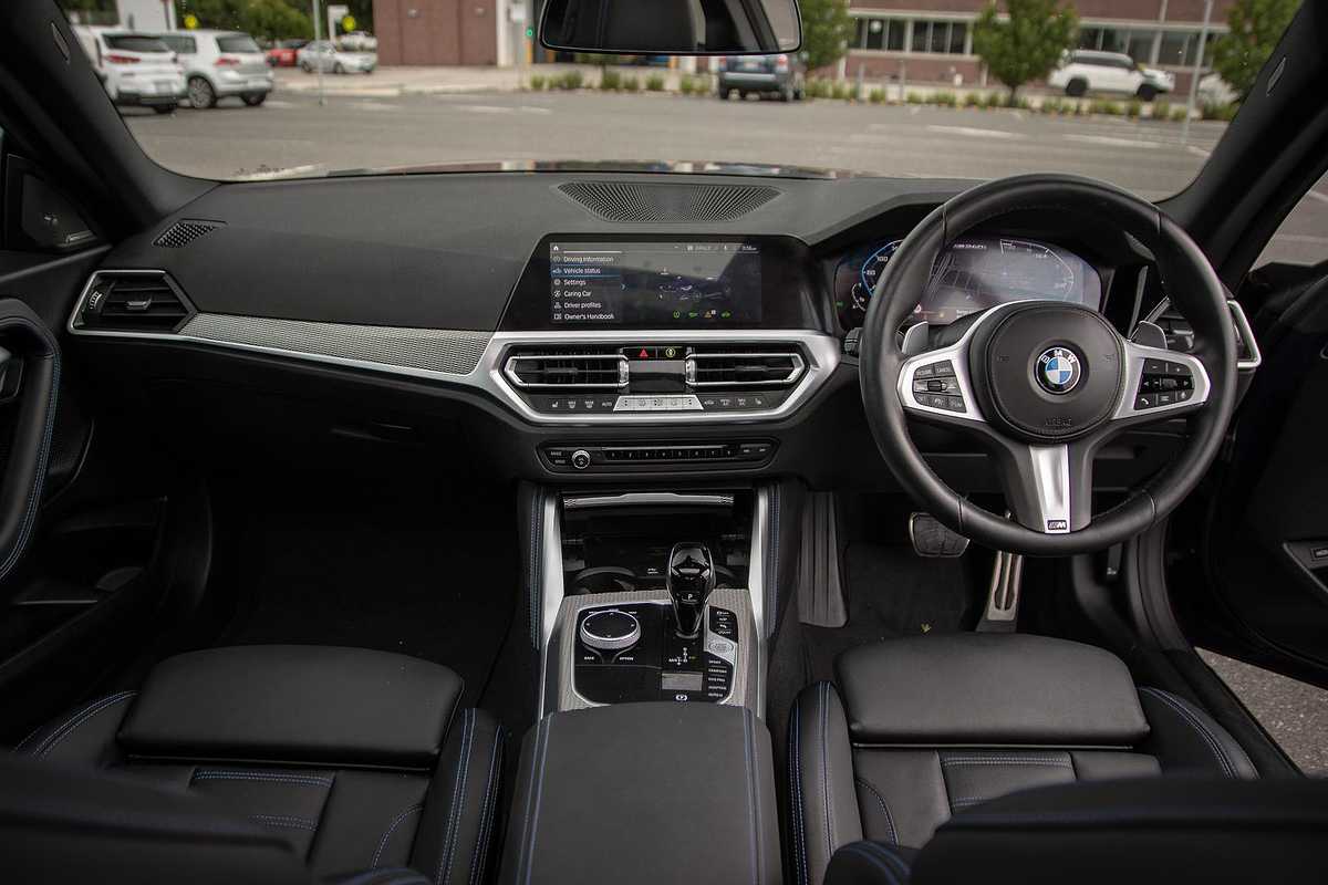 2022 BMW 2 Series M240i xDrive G42