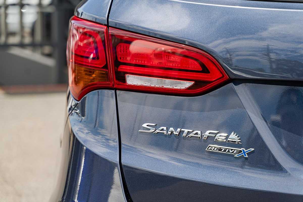 2017 Hyundai Santa Fe Active X DM3 Series II