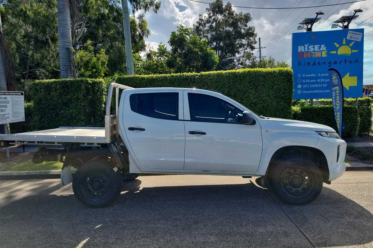 2019 Mitsubishi Triton GLX MR 4X4