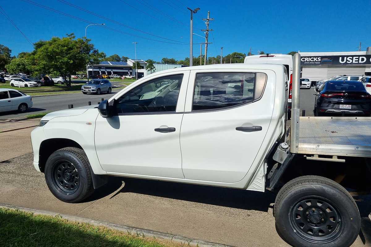 2019 Mitsubishi Triton GLX MR 4X4