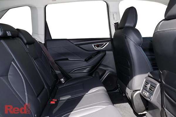 2023 Subaru Forester Hybrid S S5