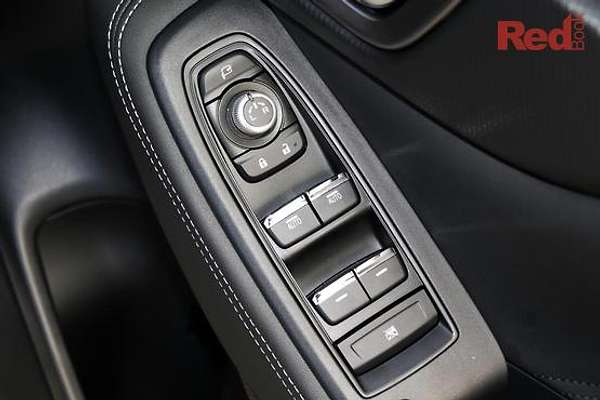 2023 Subaru Forester Hybrid S S5