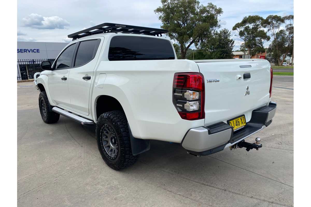 2022 Mitsubishi Triton GLX-R MR 4X4